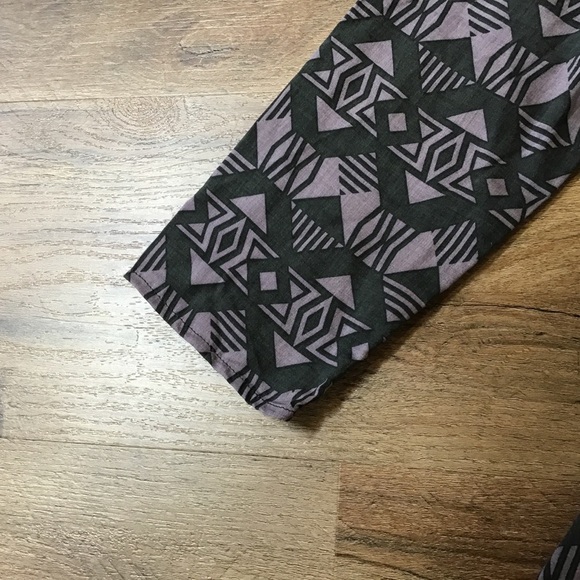 Nwt Lush Dress Size M Long Sleeve A Line Geometric Tribal Print Gray Purple - Picture 8 of 15
